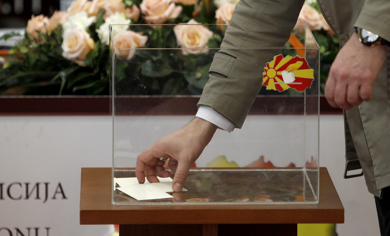 Opinion polls in North Macedonia show mixed results