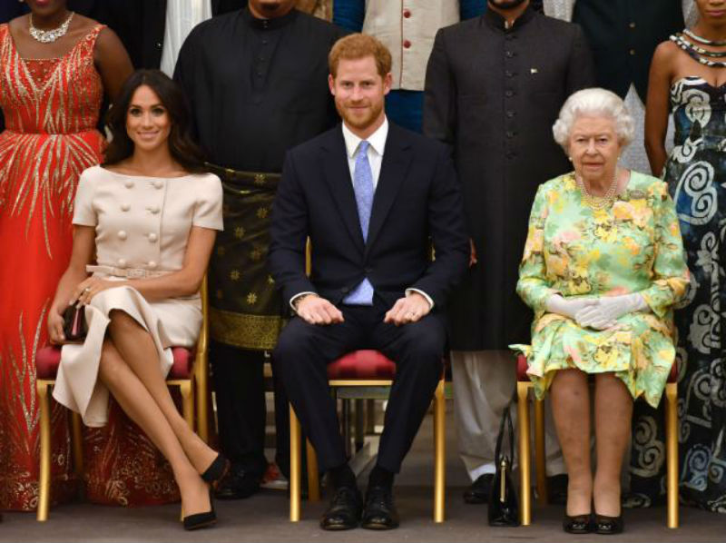Меган и Хари: Кралицата ја одби молбата да „раскинат“ со Бакингемската палата