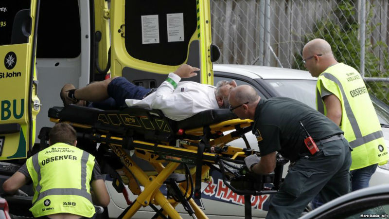 Të paktën 40 viktima nga këmbimi i zjarrit në dy xhami në Zelandën e Re